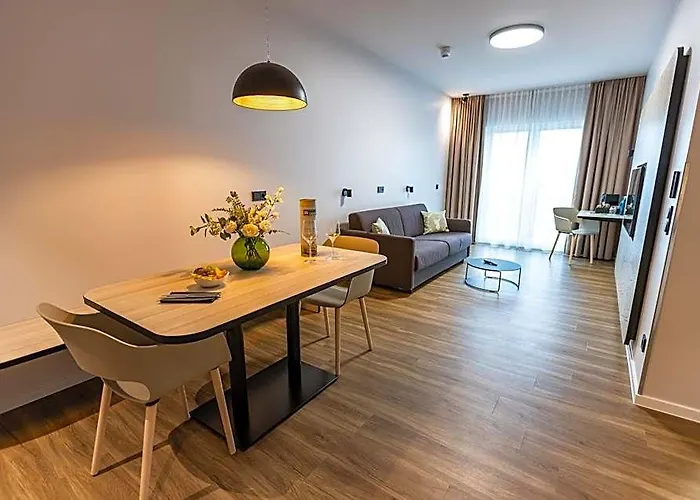 Hotel Platzhirsch Living